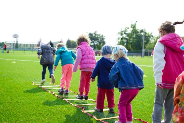 campings/francia/ile-de-france/sena-y-marne/Les Etangs Fleuris/animations-enfants-camping-contry-park.jpg